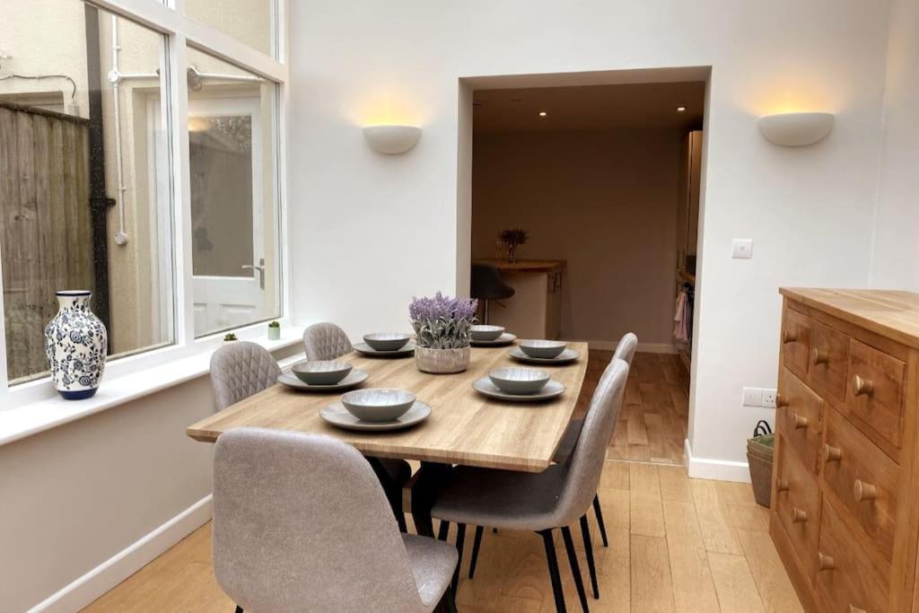 3Bed House With Parking Short Walk To Bath Centre Villa Luaran gambar