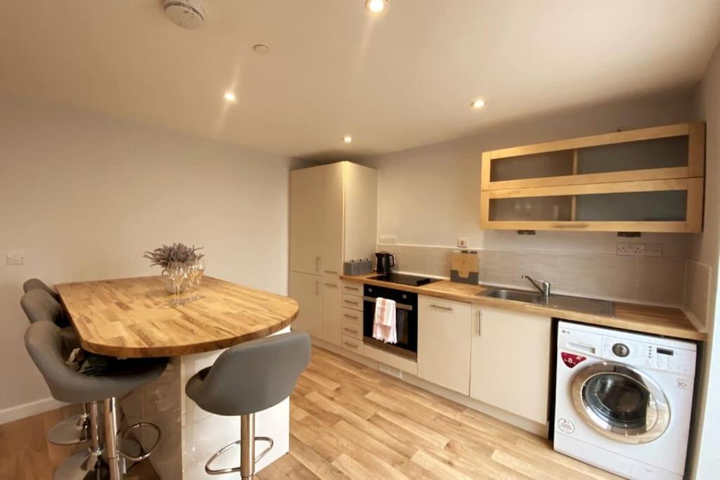 3Bed House With Parking Short Walk To Bath Centre Villa Luaran gambar